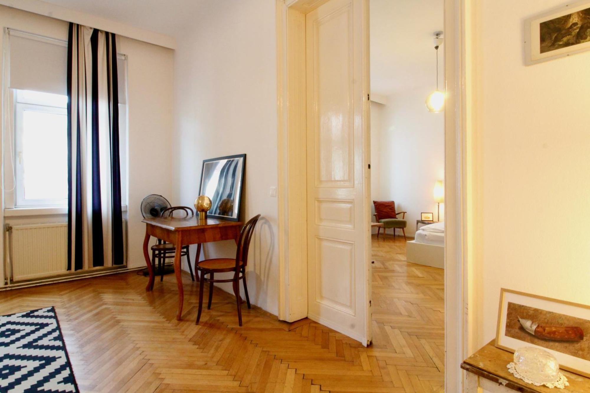 Bright Elegant Flat In Center Appartamento *